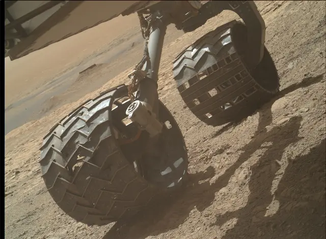 Sol 1887: Mars Hand Lens Imager (MAHLI)