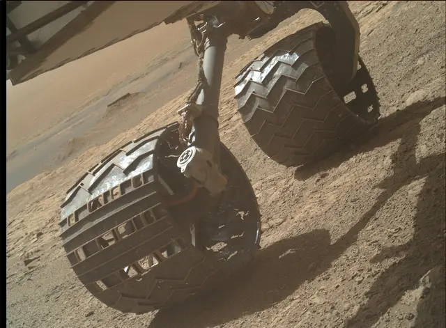 Sol 1887: Mars Hand Lens Imager (MAHLI)