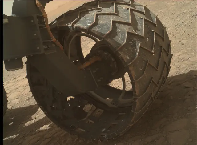 Sol 1887: Mars Hand Lens Imager (MAHLI)