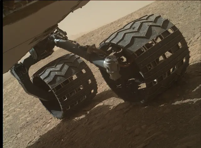 Sol 1887: Mars Hand Lens Imager (MAHLI)