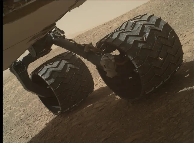 Sol 1887: Mars Hand Lens Imager (MAHLI)