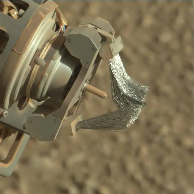 Sol 1892: Mast Camera (Mastcam)