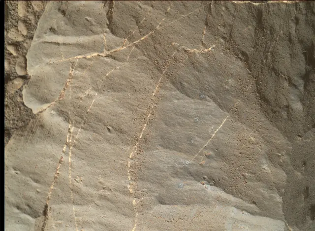 Sol 1892: Mars Hand Lens Imager (MAHLI)