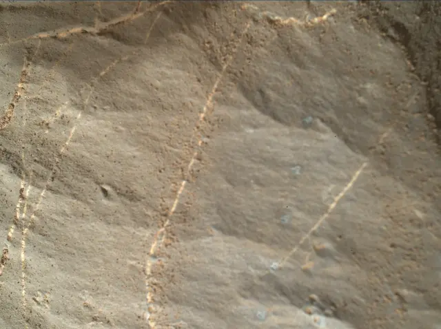 Sol 1892: Mars Hand Lens Imager (MAHLI)