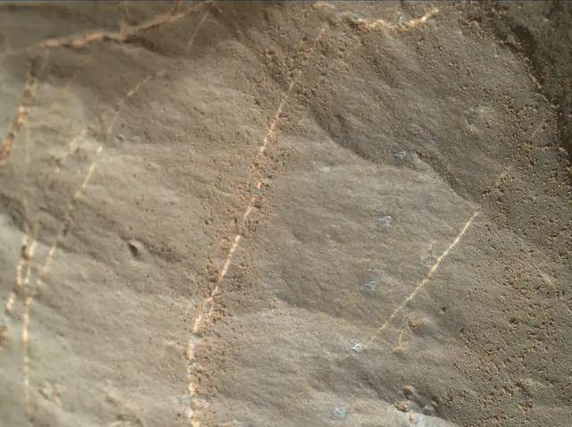 Sol 1892: Mars Hand Lens Imager (MAHLI)