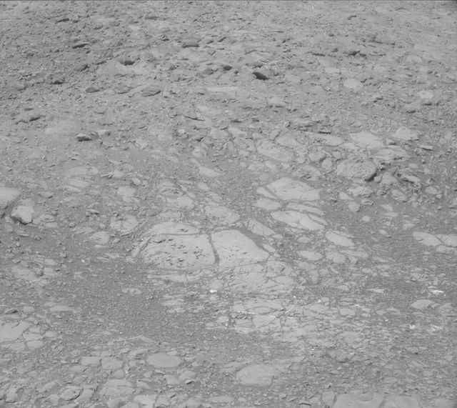 Sol 1893: Mast Camera (Mastcam)