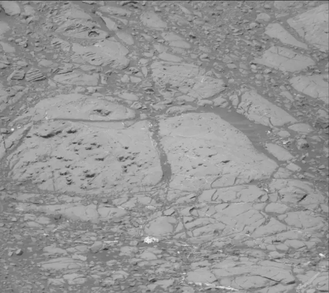 Sol 1893: Mast Camera (Mastcam)