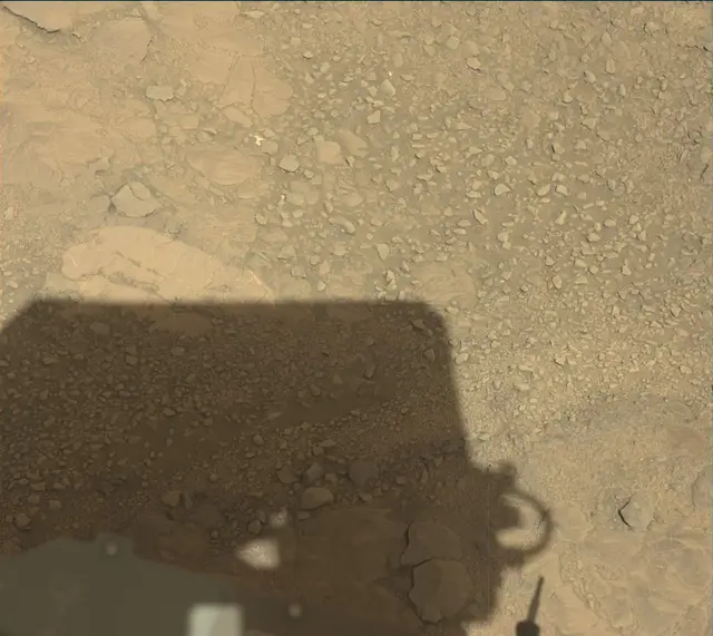 Sol 1894: Mast Camera (Mastcam)