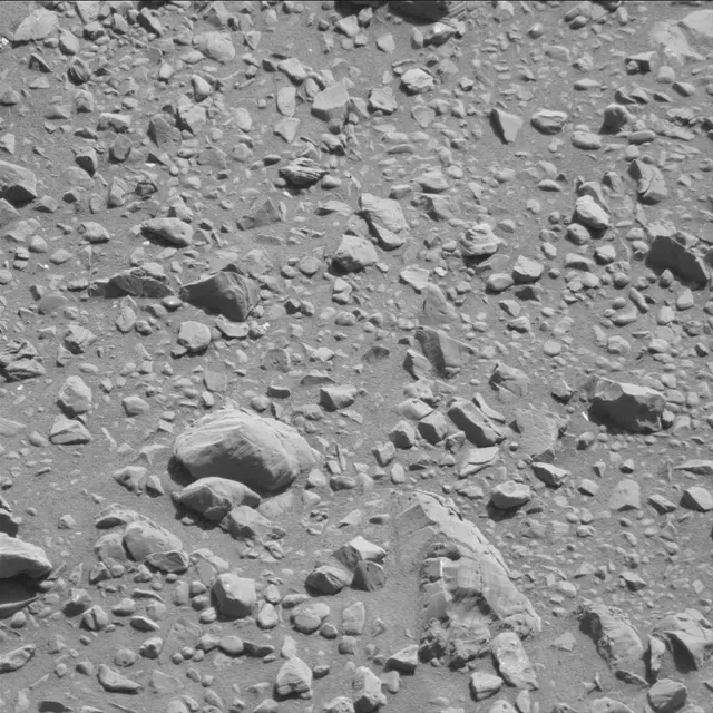 Sol 1894: Mast Camera (Mastcam)