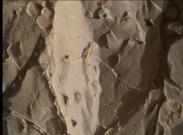 Sol 1895: Mars Hand Lens Imager (MAHLI)