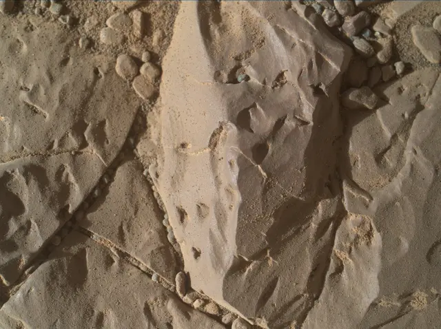 Sol 1895: Mars Hand Lens Imager (MAHLI)