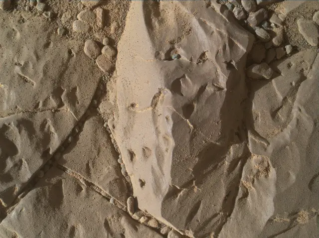 Sol 1896: Mars Hand Lens Imager (MAHLI)