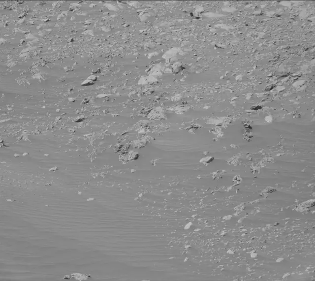 Sol 1898: Mast Camera (Mastcam)