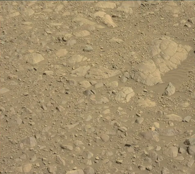 Sol 1899: Mast Camera (Mastcam)
