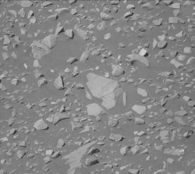 Sol 1899: Mast Camera (Mastcam)