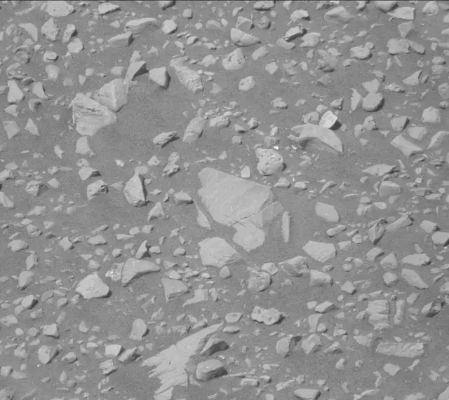 Sol 1899: Mast Camera (Mastcam)