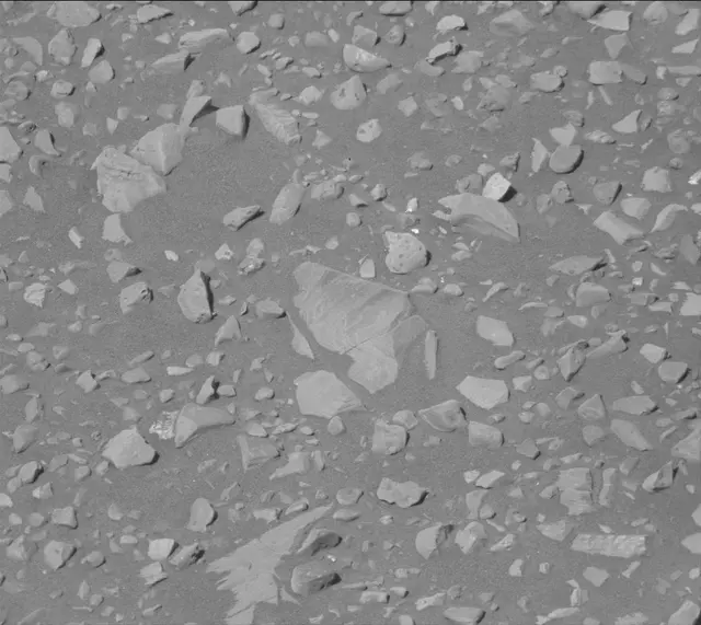 Sol 1899: Mast Camera (Mastcam)