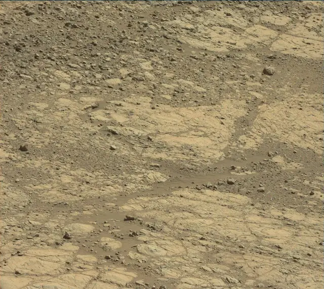 Sol 1901: Mast Camera (Mastcam)