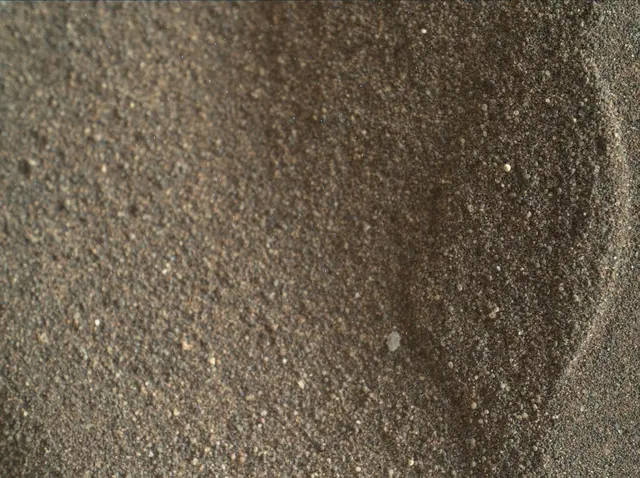 Sol 1902: Mars Hand Lens Imager (MAHLI)