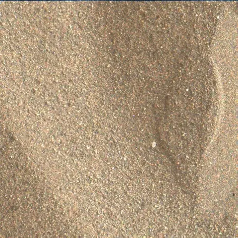 Sol 1902: Mars Hand Lens Imager (MAHLI)