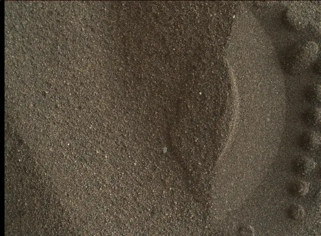 Sol 1902: Mars Hand Lens Imager (MAHLI)