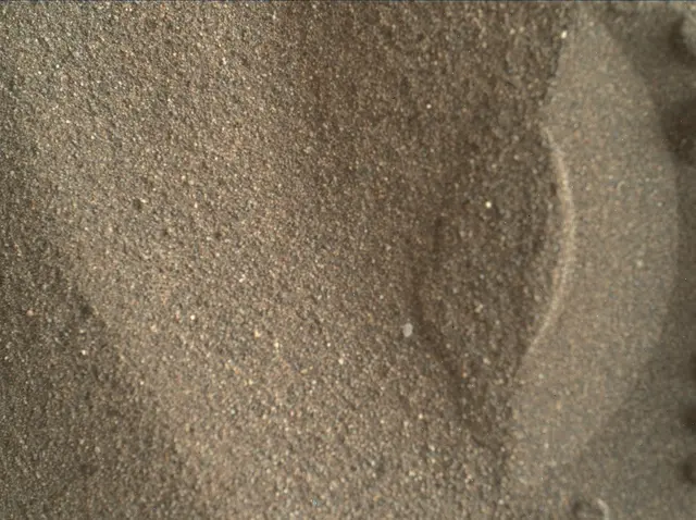 Sol 1902: Mars Hand Lens Imager (MAHLI)