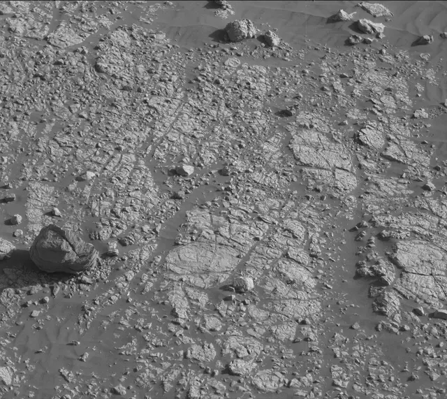 Sol 1903: Mast Camera (Mastcam)