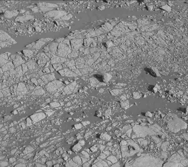 Sol 1903: Mast Camera (Mastcam)