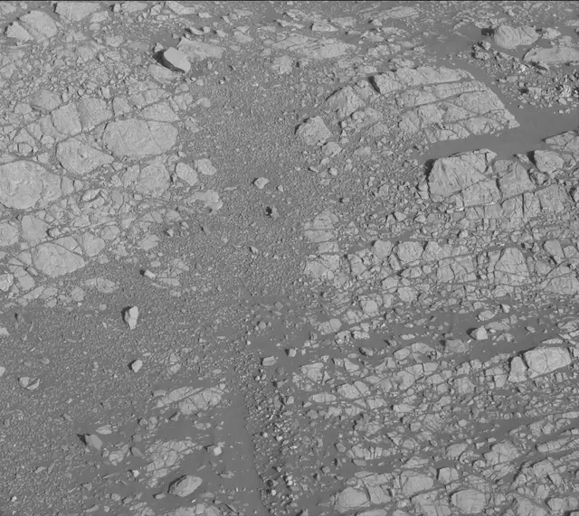 Sol 1903: Mast Camera (Mastcam)