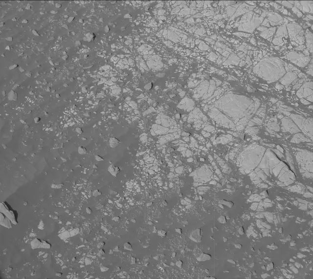 Sol 1903: Mast Camera (Mastcam)