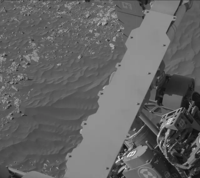 Sol 1903: Mast Camera (Mastcam)