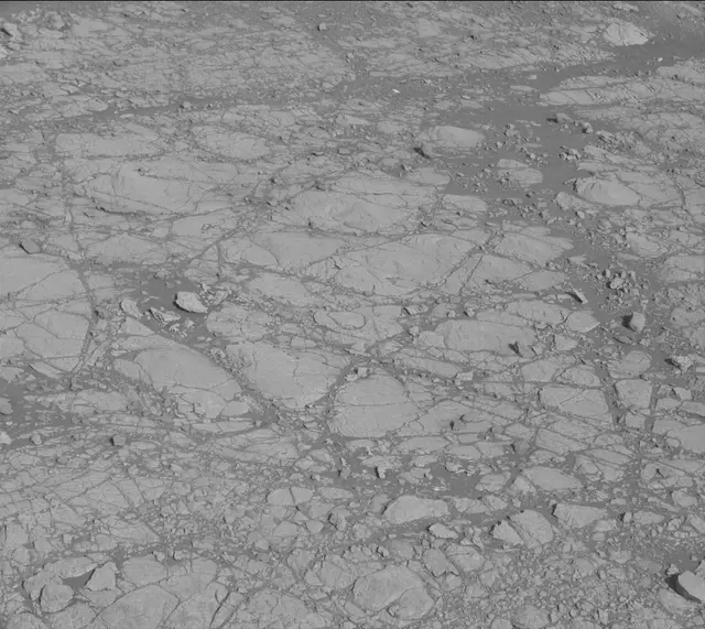 Sol 1903: Mast Camera (Mastcam)