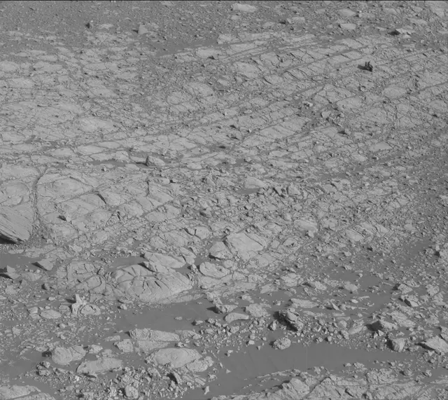 Sol 1903: Mast Camera (Mastcam)