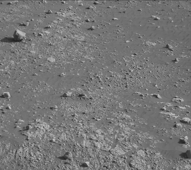 Sol 1903: Mast Camera (Mastcam)