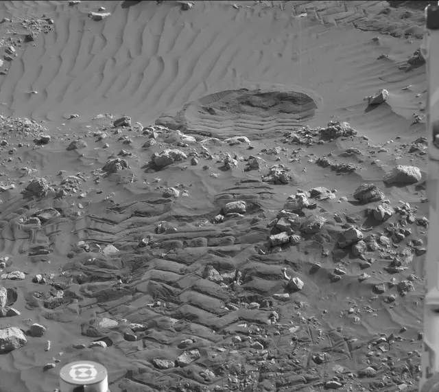 Sol 1903: Mast Camera (Mastcam)
