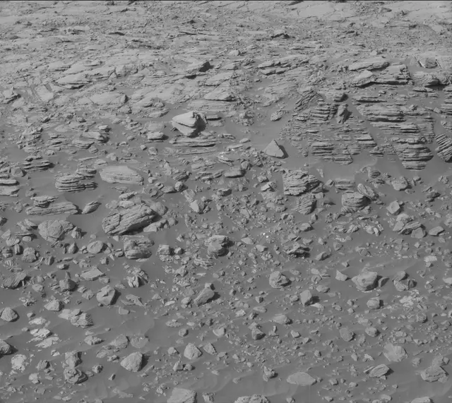 Sol 1903: Mast Camera (Mastcam)