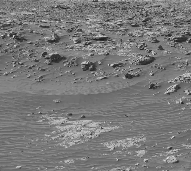 Sol 1903: Mast Camera (Mastcam)