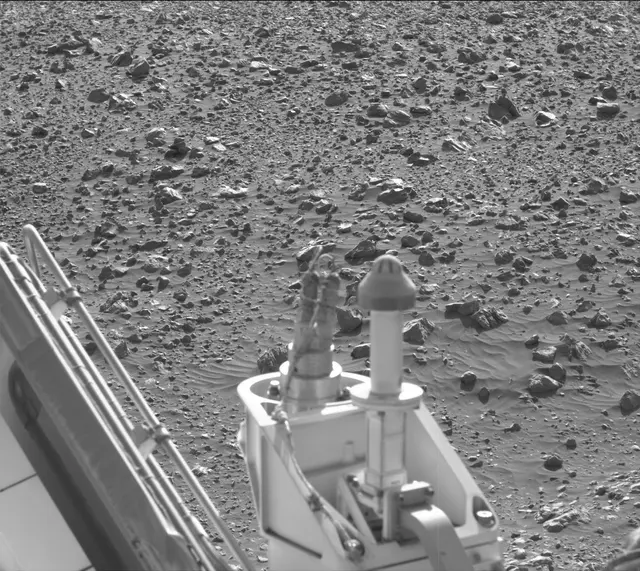 Sol 1903: Mast Camera (Mastcam)