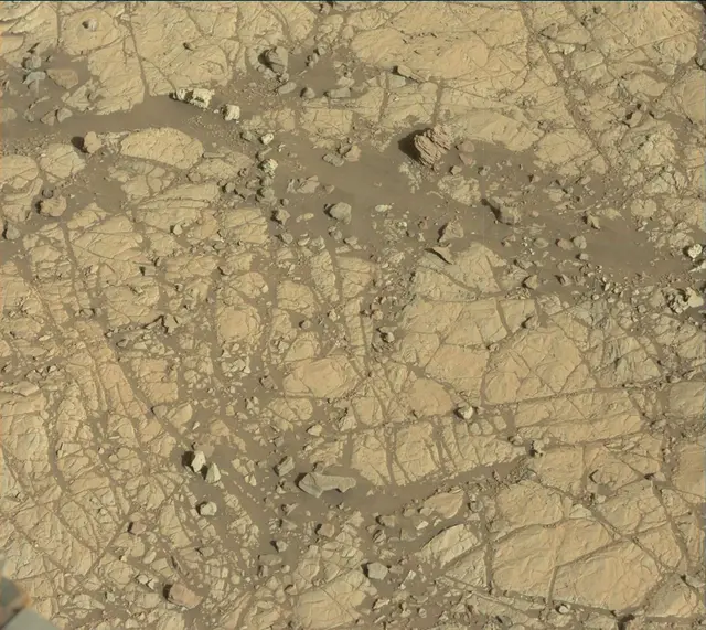 Sol 1903: Mast Camera (Mastcam)
