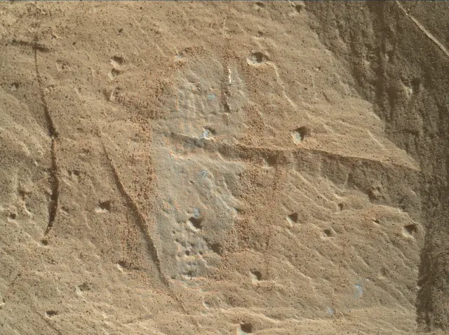 Sol 1904: Mars Hand Lens Imager (MAHLI)