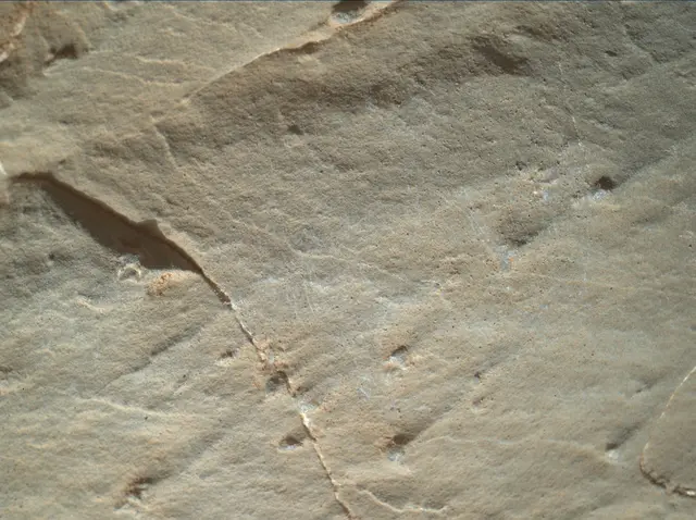 Sol 1904: Mars Hand Lens Imager (MAHLI)