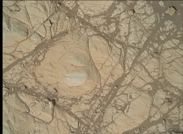 Sol 1904: Mars Hand Lens Imager (MAHLI)
