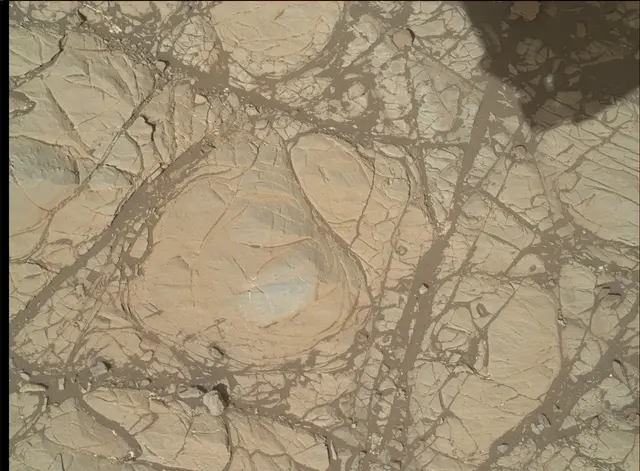 Sol 1904: Mars Hand Lens Imager (MAHLI)