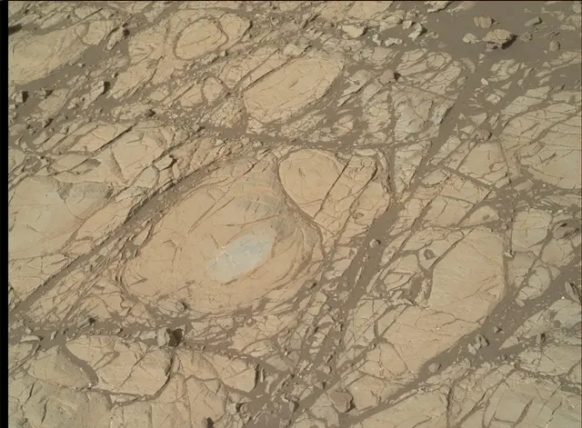 Sol 1904: Mars Hand Lens Imager (MAHLI)