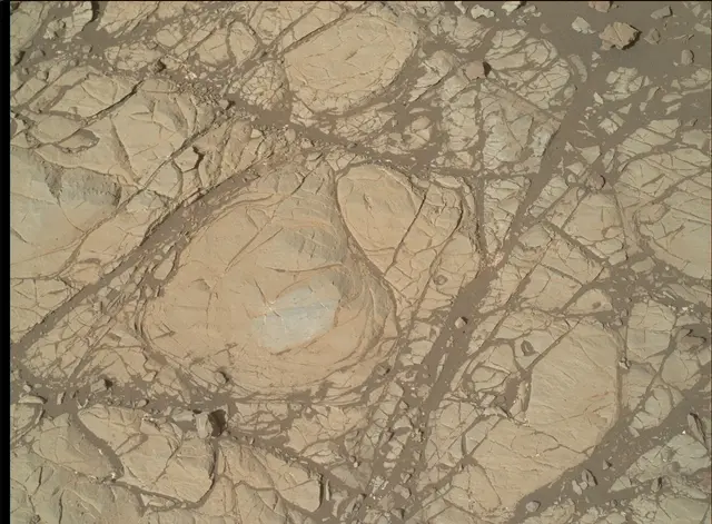 Sol 1904: Mars Hand Lens Imager (MAHLI)
