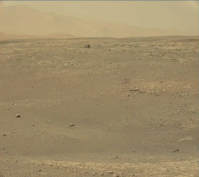Sol 1905: Mast Camera (Mastcam)