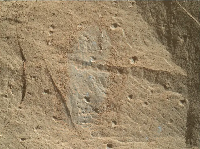 Sol 1905: Mars Hand Lens Imager (MAHLI)