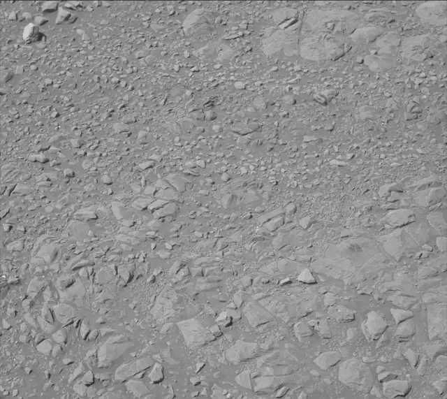 Sol 1906: Mast Camera (Mastcam)