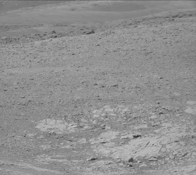Sol 1906: Mast Camera (Mastcam)