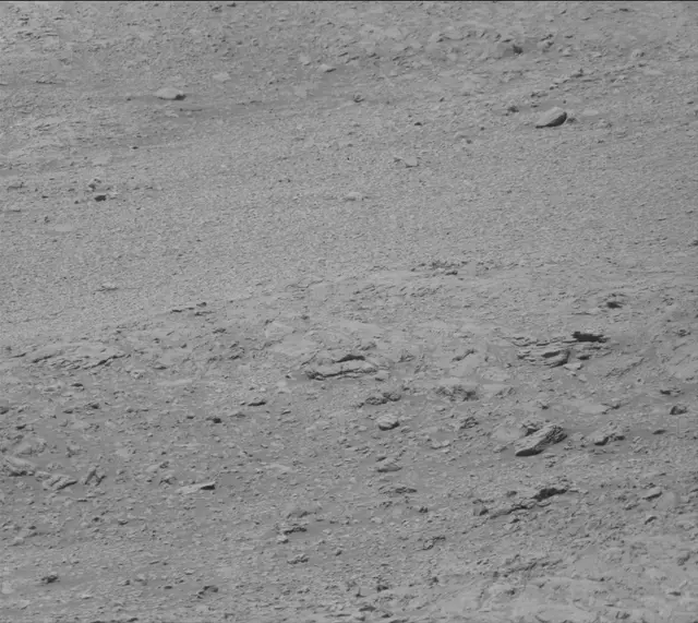Sol 1906: Mast Camera (Mastcam)